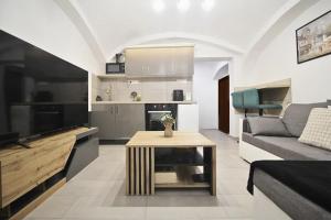 Belvárosi, udvari kis lakás eladó Szombathelyen